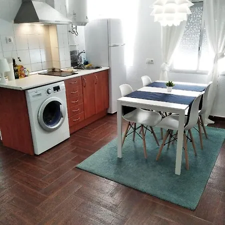 Centrico De Dos Dormitorios, Amplio Y Luminoso * بلاسينثيا